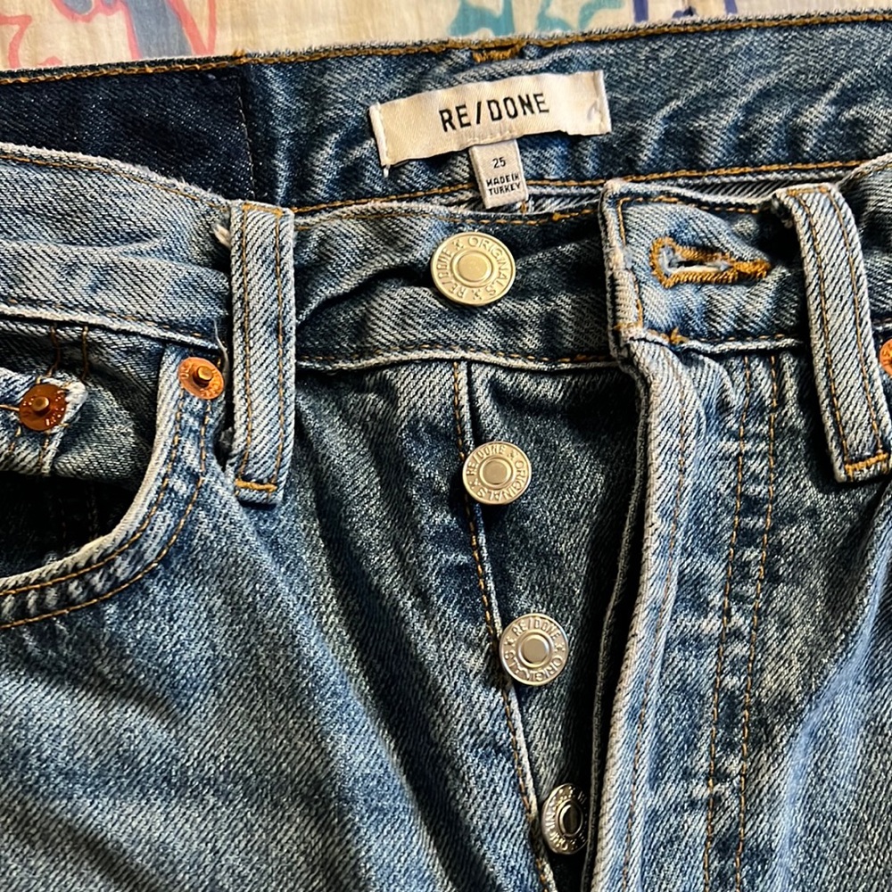Re/done
70s High-Waisted Cropped Stove Pipe Jeans